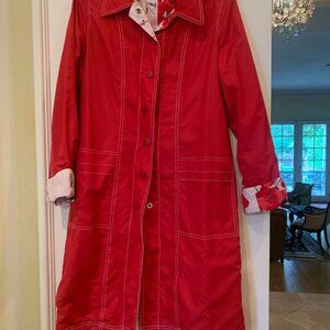 Beautiful reversible raincoat